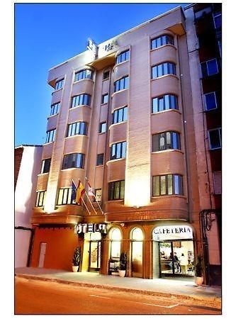 Hotel Alisi Aranda de Duero Esterno foto