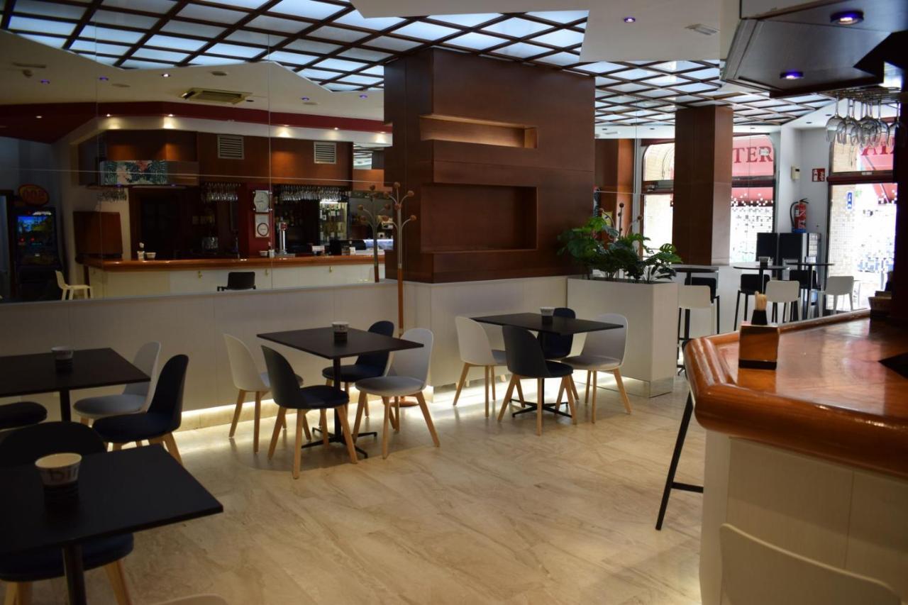 Hotel Alisi Aranda de Duero Esterno foto